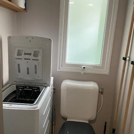 Campingplads Mobil Aventura 6-8 Personnes Confort *