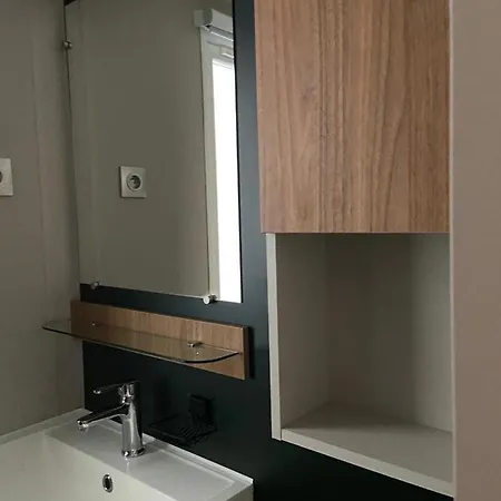 Кемпинг Mobil Aventura 6-8 Personnes Confort