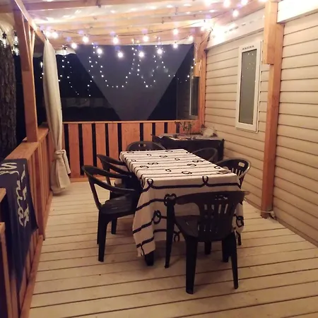 Mobil Aventura 6-8 Personnes Confort Parque de Campismo *