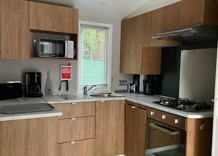 Camping Mobil Aventura 6-8 Personnes Confort